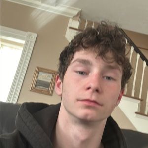 Meet your Posher, Zachary